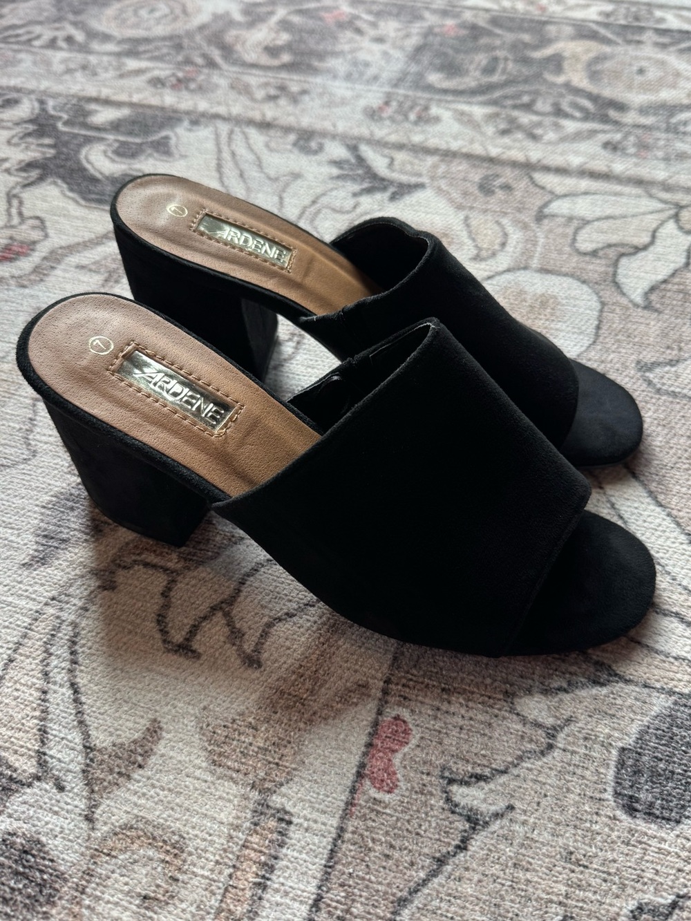 ARDENE - Black Faux Suede Block Heel Mule Sandal - Size 7